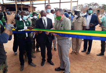 Gabon : Inauguration of the new Precious Woods CEB factory by Minister Lee White